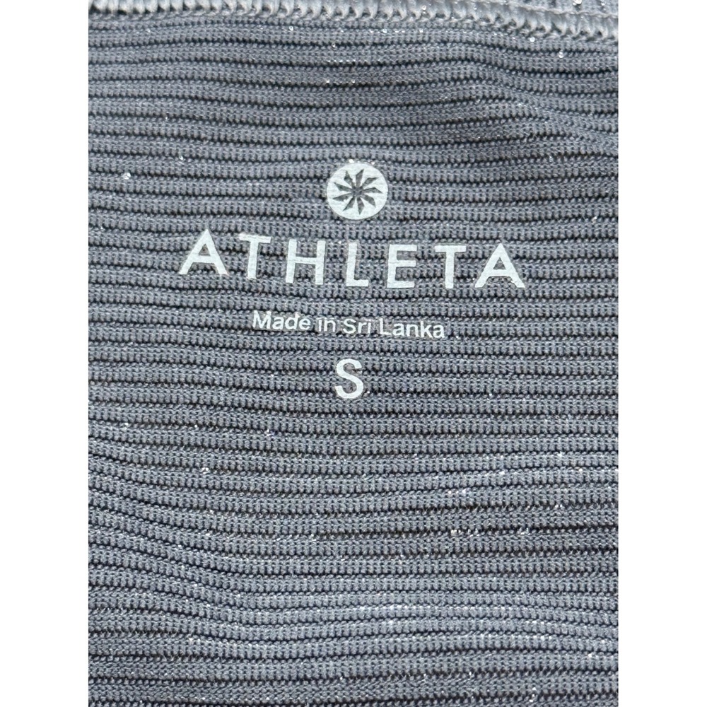 Athleta Gray Metallic Shimmer Long Sleeve Thumbhole Activewear Top Small - Picture 3 of 4